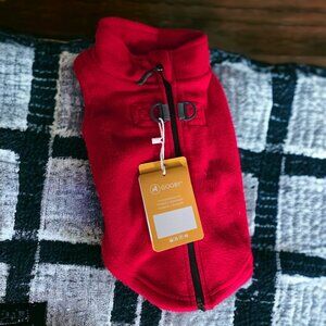 NWT GOOBY (Med) Zip up fleece in red